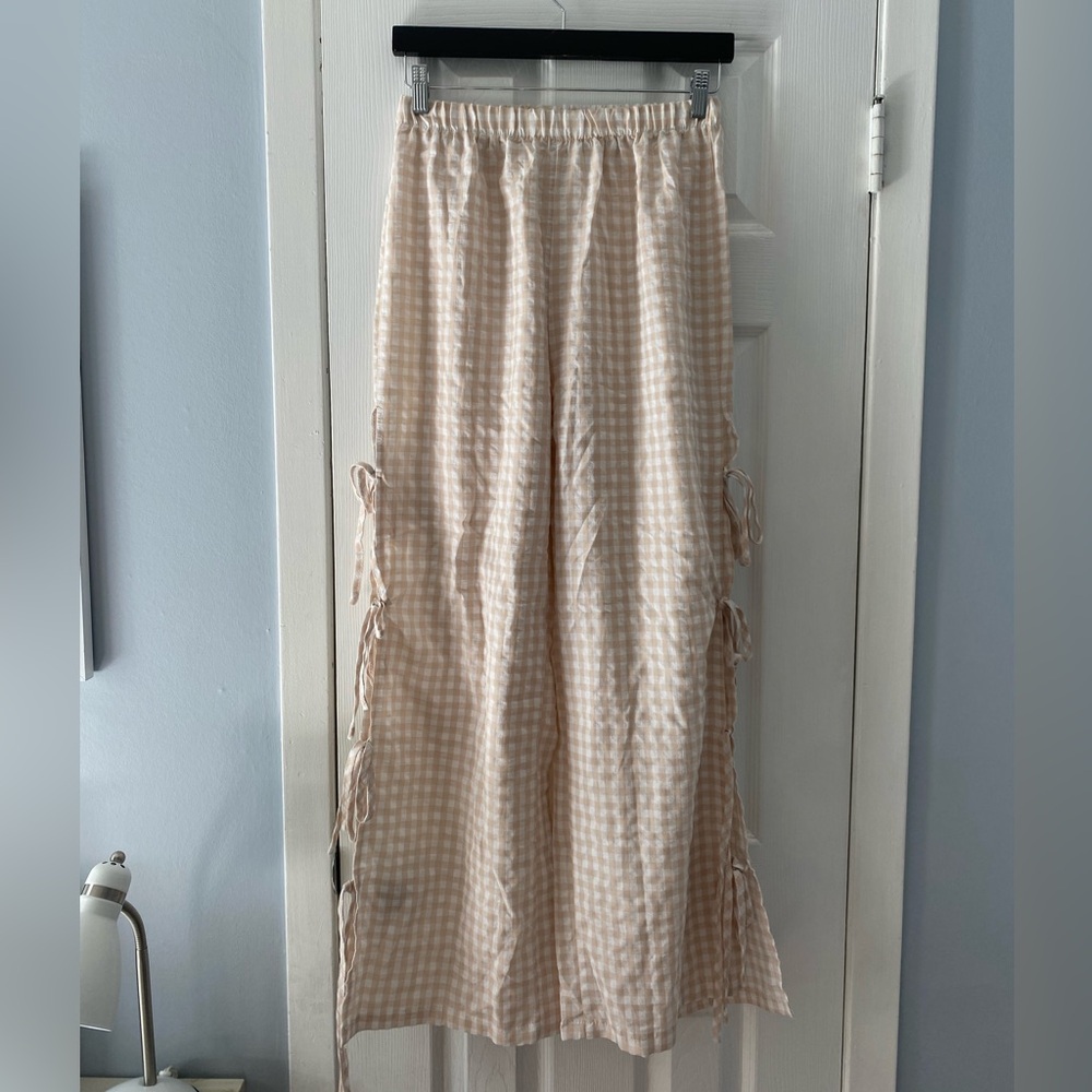 beige gingham pants